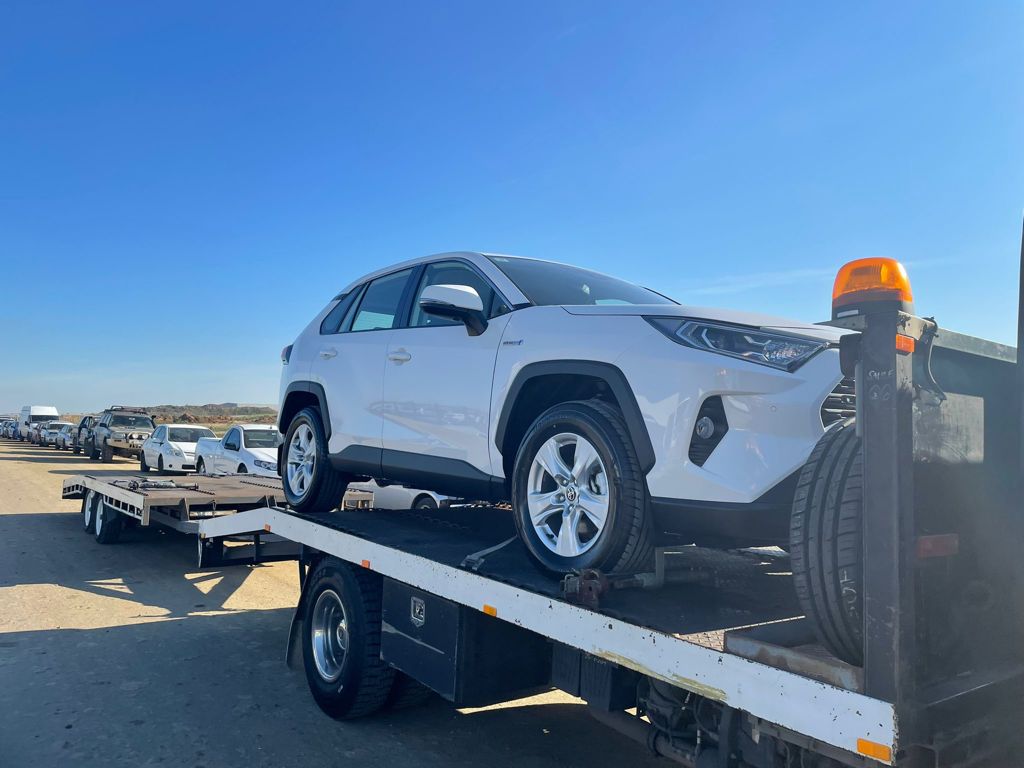 Car Transport from Melbourne to Cairns